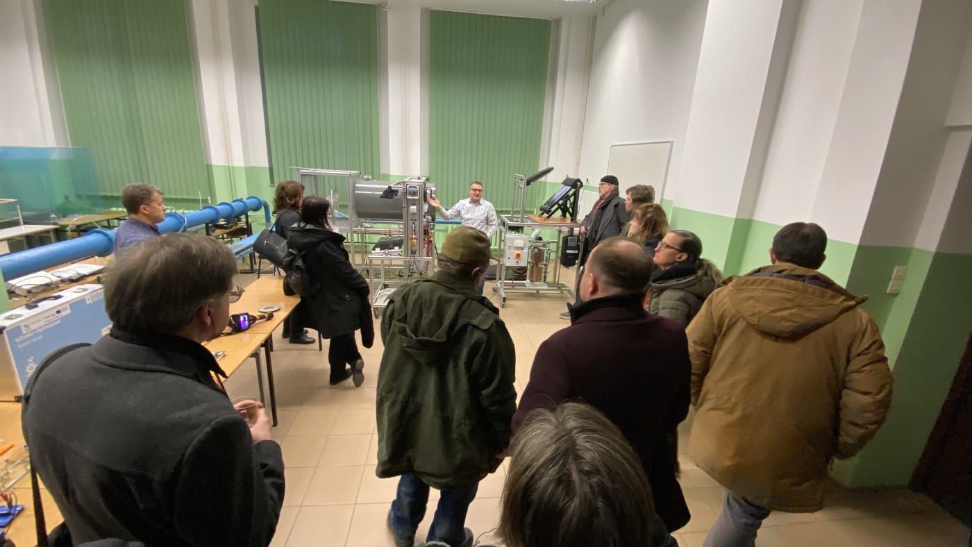 q3zut